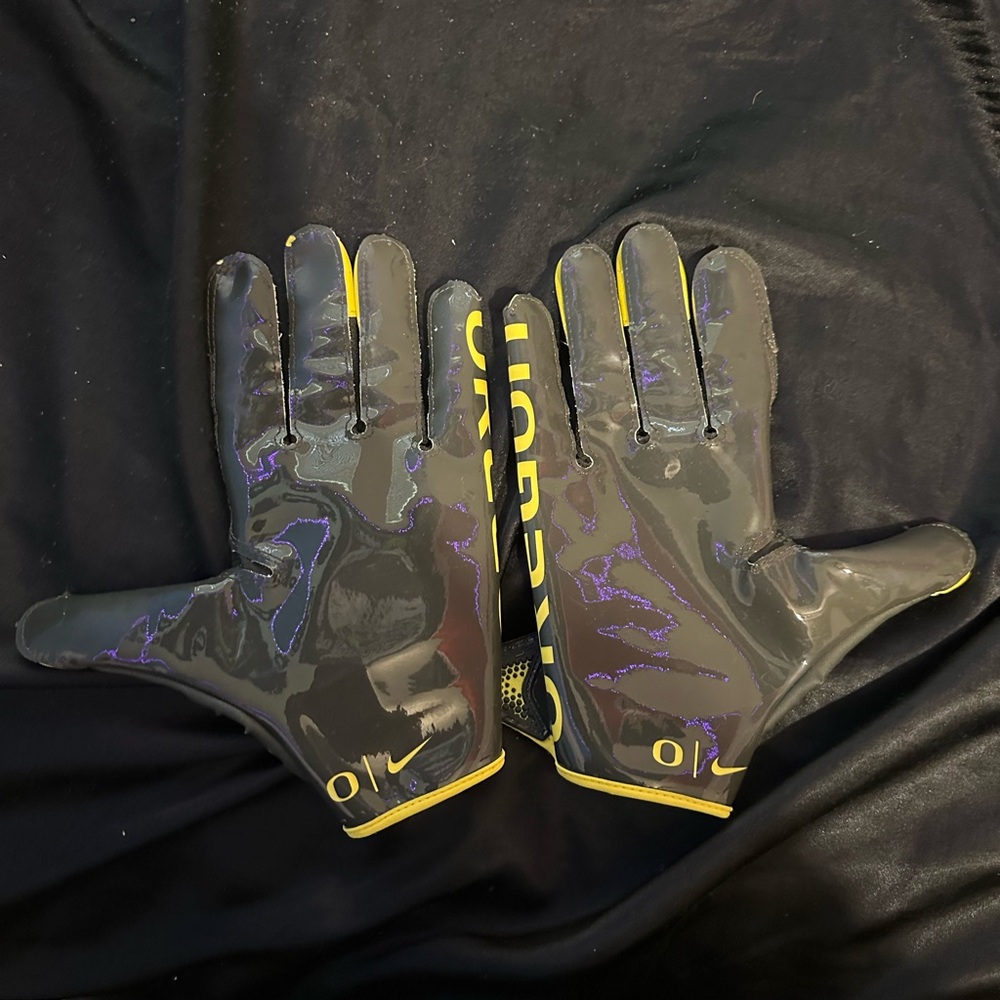 Nike Black and Yellow Athletic Gloves